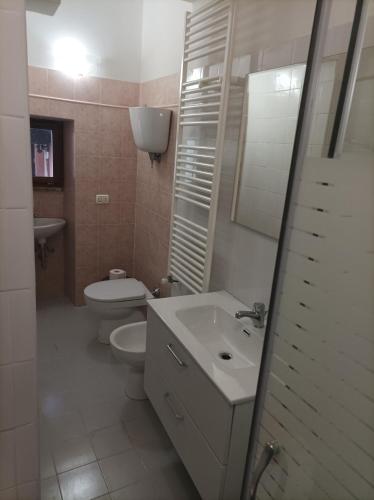 Civico 46, Foligno (foto 6)