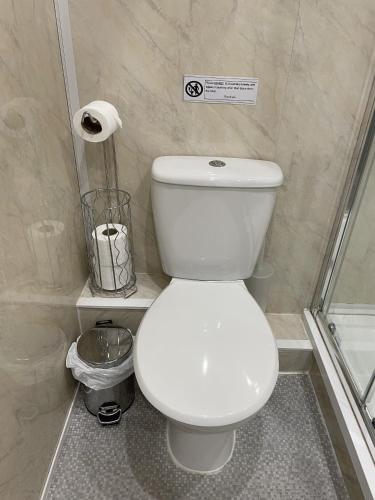 Diamonds Villa near York Hospital - image 7