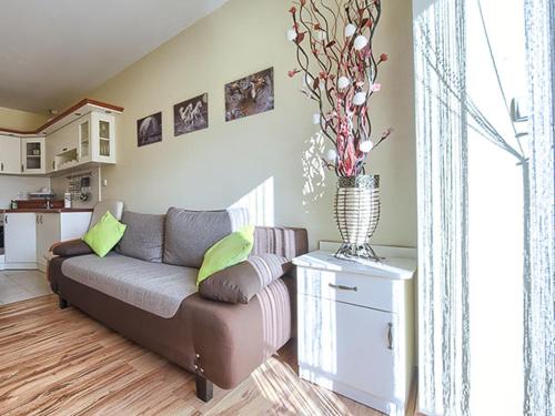 Apartment image 6