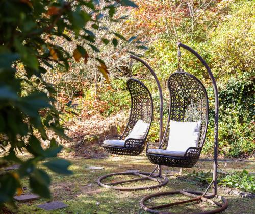 Outland Chalet & Suites Great Smoky Mountains