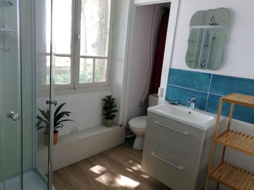 Appartement indépendant dans grande maison (Appartement independant dans grande maison) in Пуллі-сюр-Луар