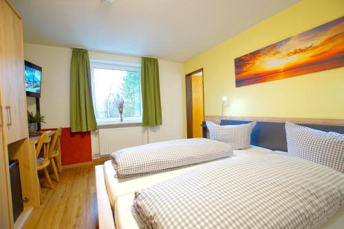 Large Double Room