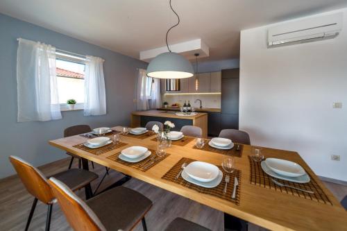 Luxury Villa Loma 2 - main image