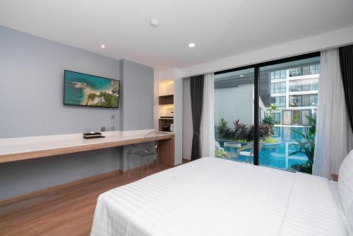 room detail thumbnail 0