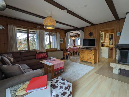 Chalet Alpenblick in Obersaxen Mundaun
