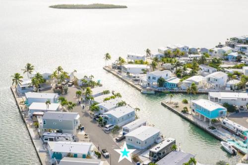 OCEANIA... water front cottage retreat ~ in Cudjoe Key (FL)