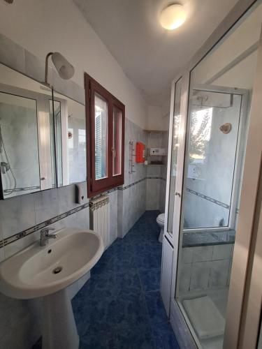 Flatinrome Residence Fiera - image 12