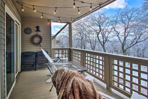 Wintergreen Resort Condo Walk to Ski Lift! in Mount Torry Furnace, USA