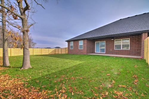 Charming Ozark Abode with Yard and Pool Access