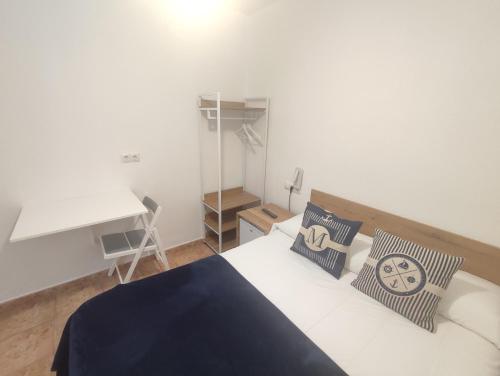 Hostal Lucy - image 6