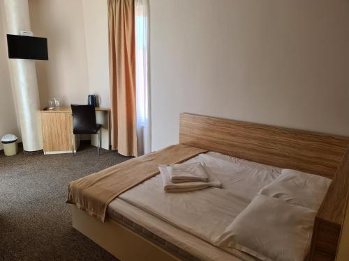 Hotel Mida 5