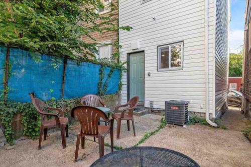 Hip and Bright Lawerenceville 2 Bed Easy Parking