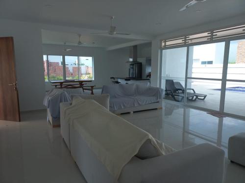 Casa Quinta piscina privada y jacuzzi en cercanías a Girardot (Casa Quinta piscina privada y jacuzzi en cercanias a Girardot) in Santa Rita