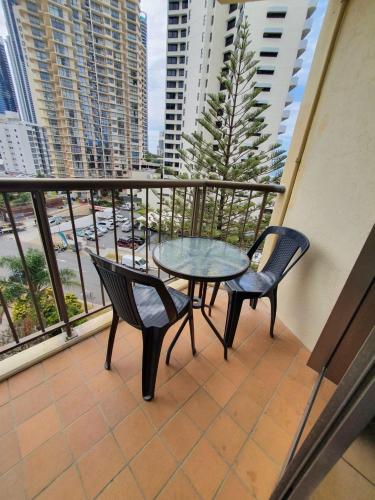 Surfers Holiday Apartments (Aloha) in Gold Coast