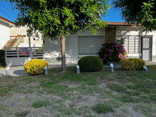 . PH a 1 cuadra de la playa, 2 amb, patio y parrilla