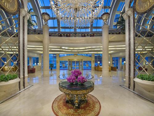 Lobby, Celebrity International Grand Hotel in China National Convention Center & Olympic Village