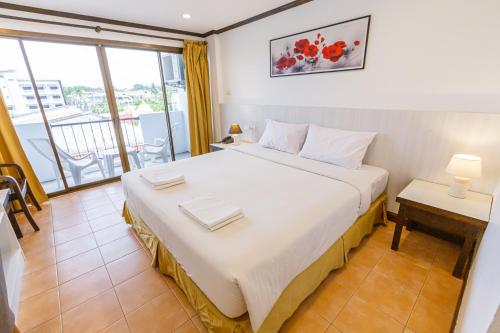 South Siam Hotel – Kata Beach, WY