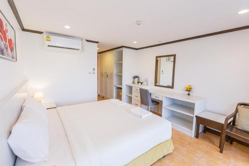 South Siam Hotel – Kata Beach, WY