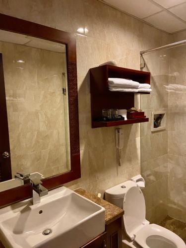 1.Asian Ruby Select Hotel