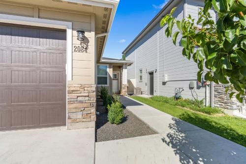 The Bella! West Nampa Private 3 Bedroom Home