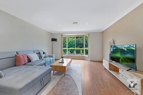 KozyGuru / Penrith / Cosy 4BED House / Free Internet NPE051 photo 3
