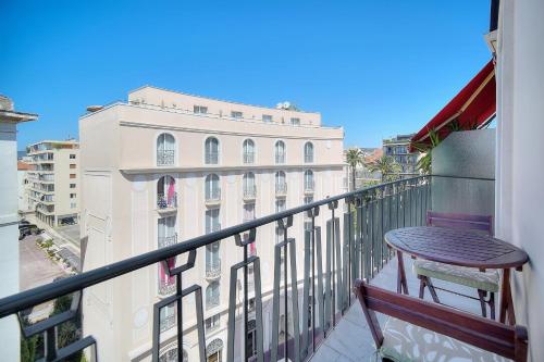 Apartment image 2