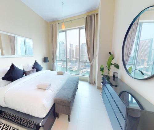 Hometown Apartments - Modern Spacious 2 BR Apartment in Marina, Dubaj (zdjęcie 8)