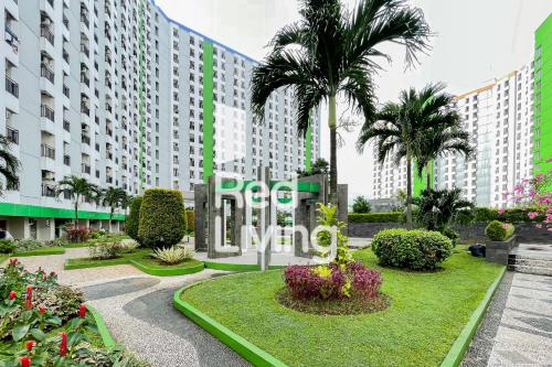RedLiving Apartemen Green Lake View Ciputat - Mpo Yani Rooms Tower E with Fast Wifi