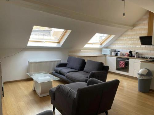  Superbe Appartement 2 étages et Terrasse in Brüssel