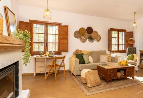 Villa con piscina cerca de la playa in Estepona