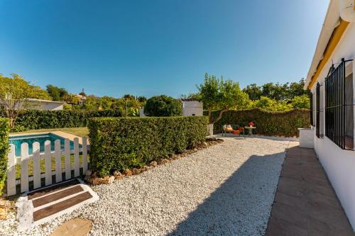 Vistas, Villa con piscina cerca de la playa in Estepona
