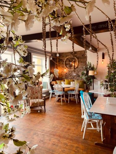 Harbour House Inn Newcastle, Northern Ireland – Newcastle