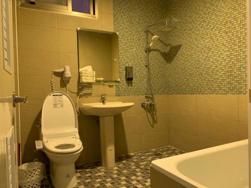 Bathroom, 穀鄉民宿 in Fuli Township