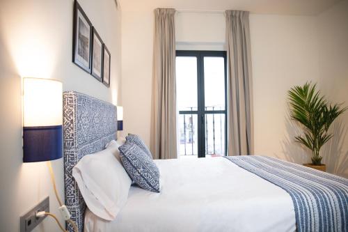Superior Apartment image 8