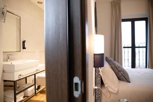 Superior Apartment image 9