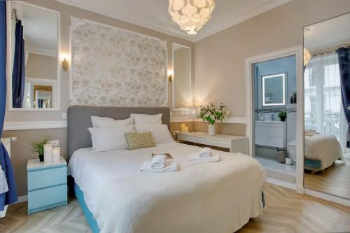 Chaleureux 100m2 3CH - Séjour Romantique Parfait, Paris