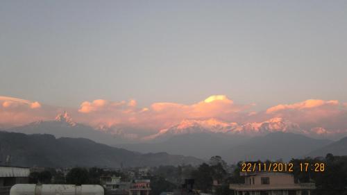 Hotel Mountain View - Lakeside Pokhara