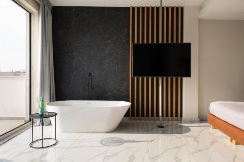 The Athens Green Suites - main image