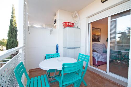 Global Vacacional, Apartamento en Marjal de Corinto con Piscina - Almarda