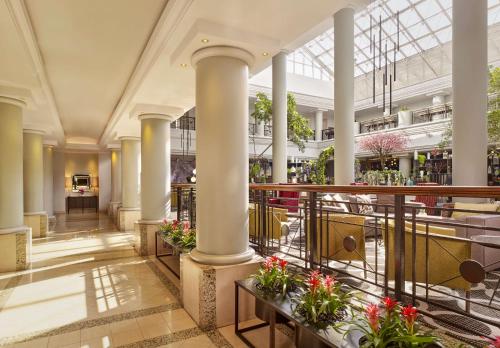 Lobby, Hyatt Regency Birmingham near Brindleyplace