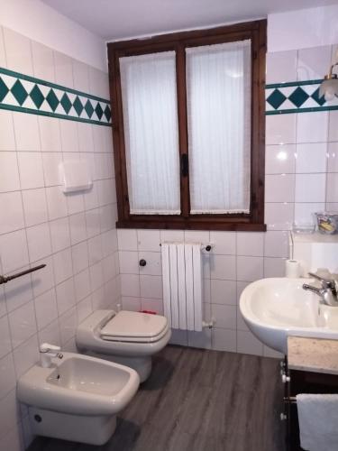 Bathroom, Il giardino dei semplici in Bonate Sopra