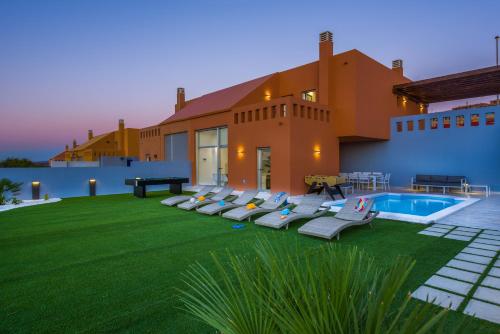 LUXURY HOUSE OCEAN VIEWS