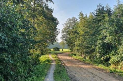 Statige boerderijwoning met vrij uitzicht en tuin