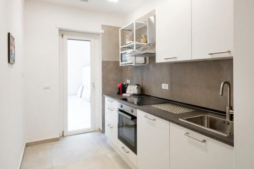 EasyStayRome 10 Pax 3 Baths 1 Min from Metro, Roma (foto 5)