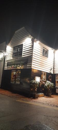 Ye Olde Smugglers Inne - image 8