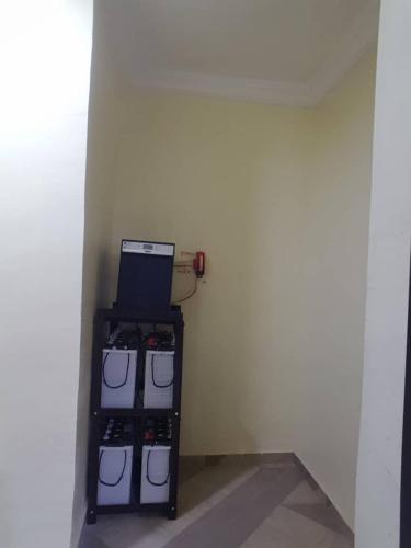 3JD Lavishly Furnished 3-Bed Apartment