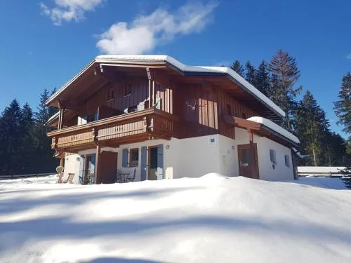 Casa Cubana - Schönes und komfortables Ferienhaus am Waldrand in Lechbruck, Deutschland