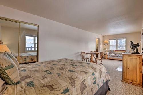 Grand Lake Condo with Fireplace Walk to Water! - image 6
