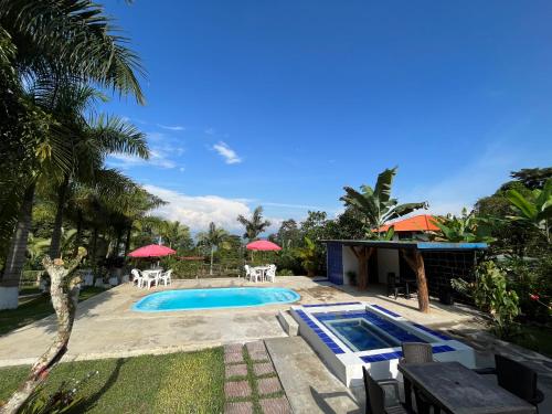 Finca campestre en Mesitas del Colegio in أخرى