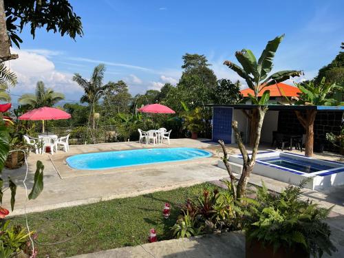 Finca campestre en Mesitas del Colegio in أخرى